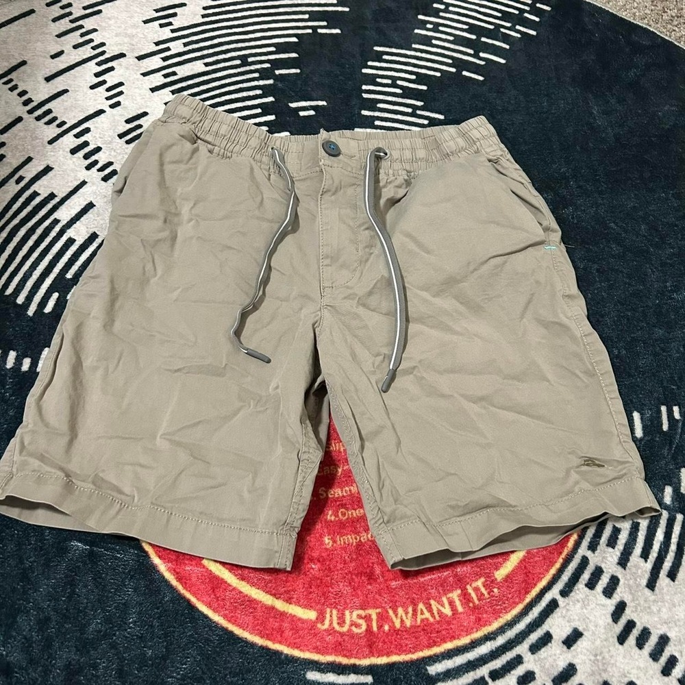Tommy Bahama tan shorts Size S